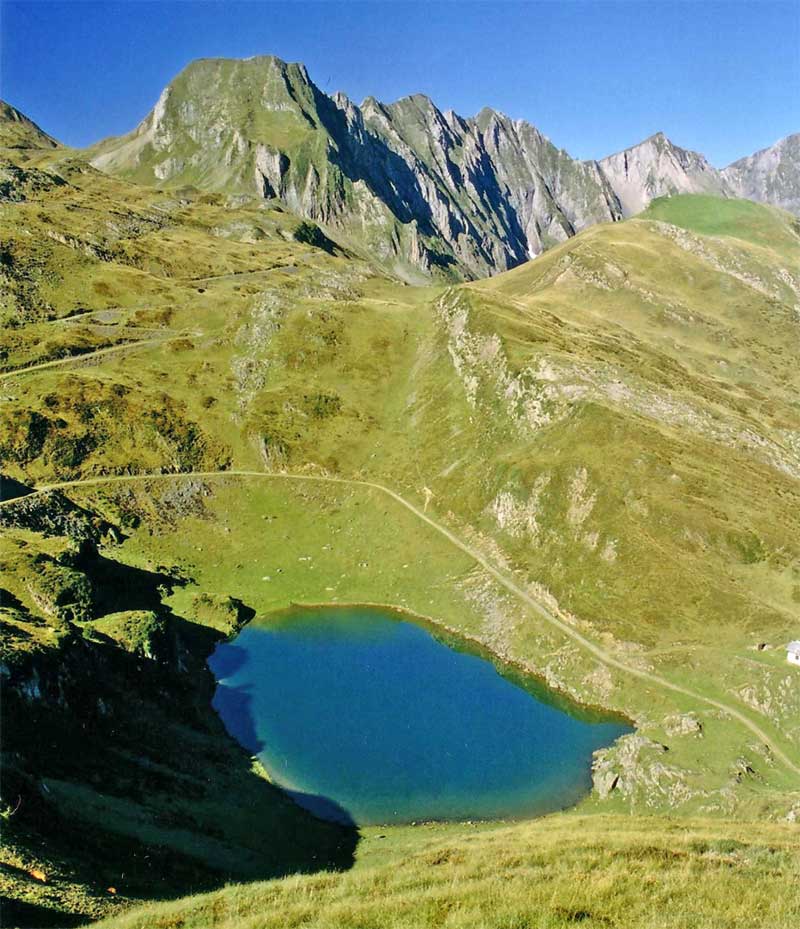 Etang d'Areau - @ Christophe Reinard L'étang d'Areau ou d'Aréou et la route du port d...