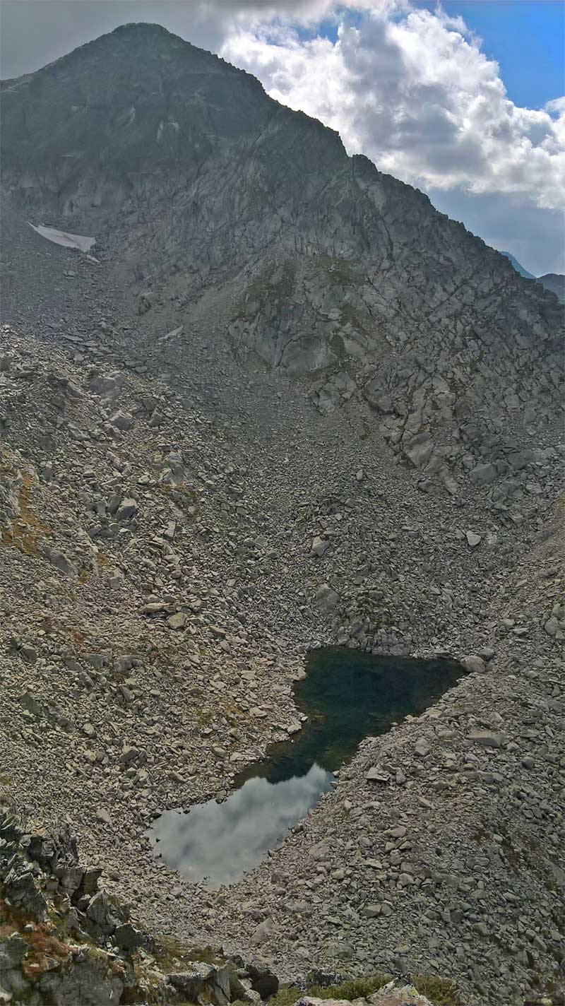 Etang de la Coumette - @ JimySaintO Etang de la Coumette depuis la crête a l’ouest ...