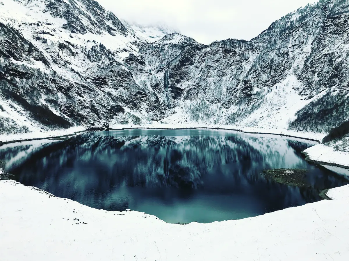 Vue du lac d'Oô, Vallée de Luchon, Hautes-Garonne, Pyrénées