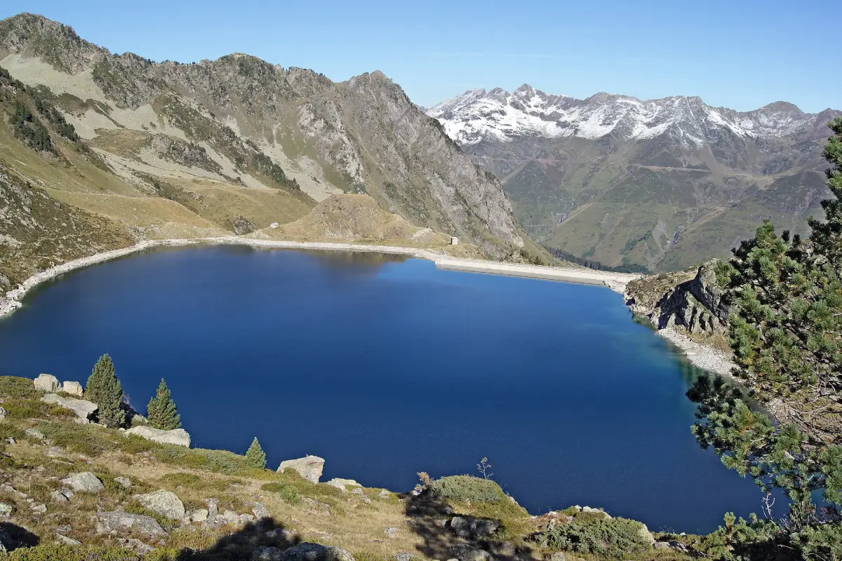 Vue du lac d'Dets Coubous, Barèges, Hautes-Pyrénées