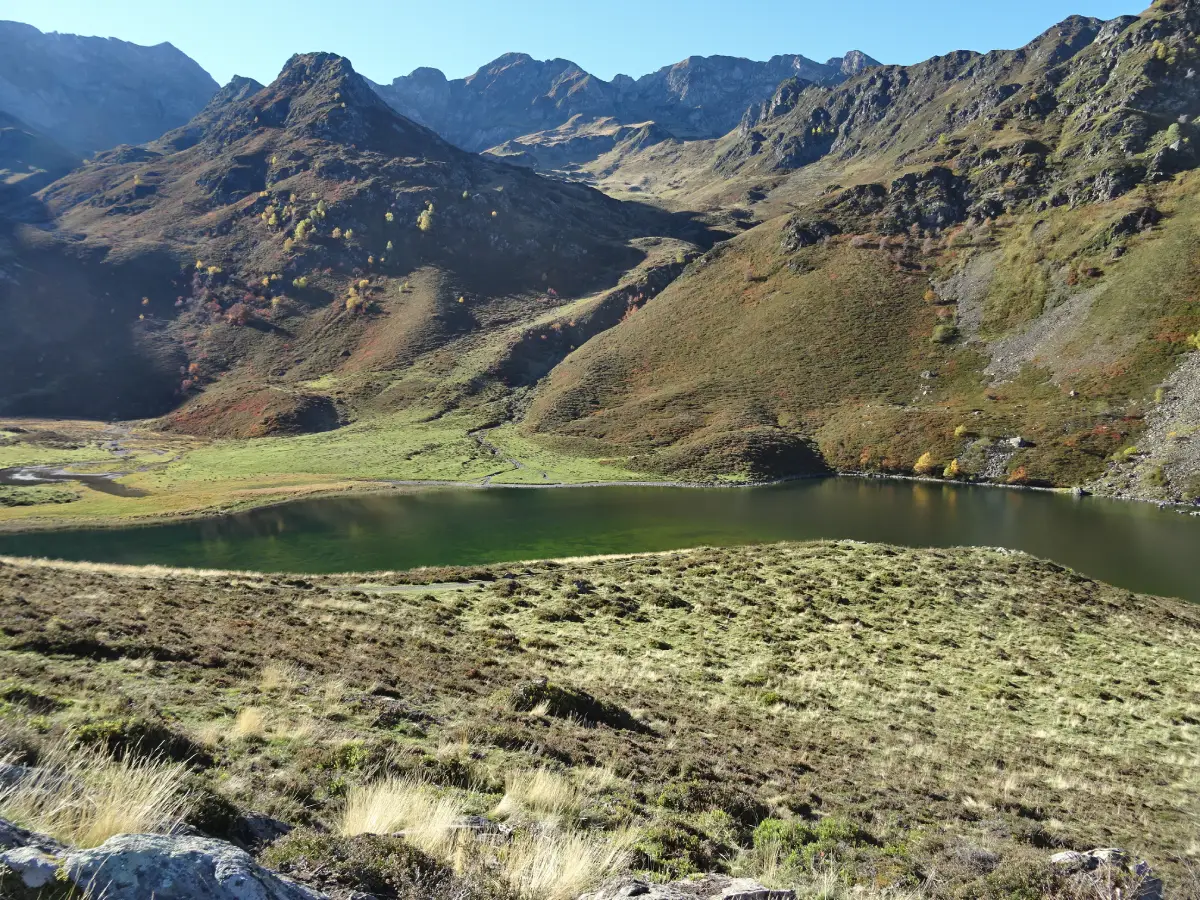 Lac d'Isaby - @ JC Bouquignaud Au bord du Lac d'Isaby