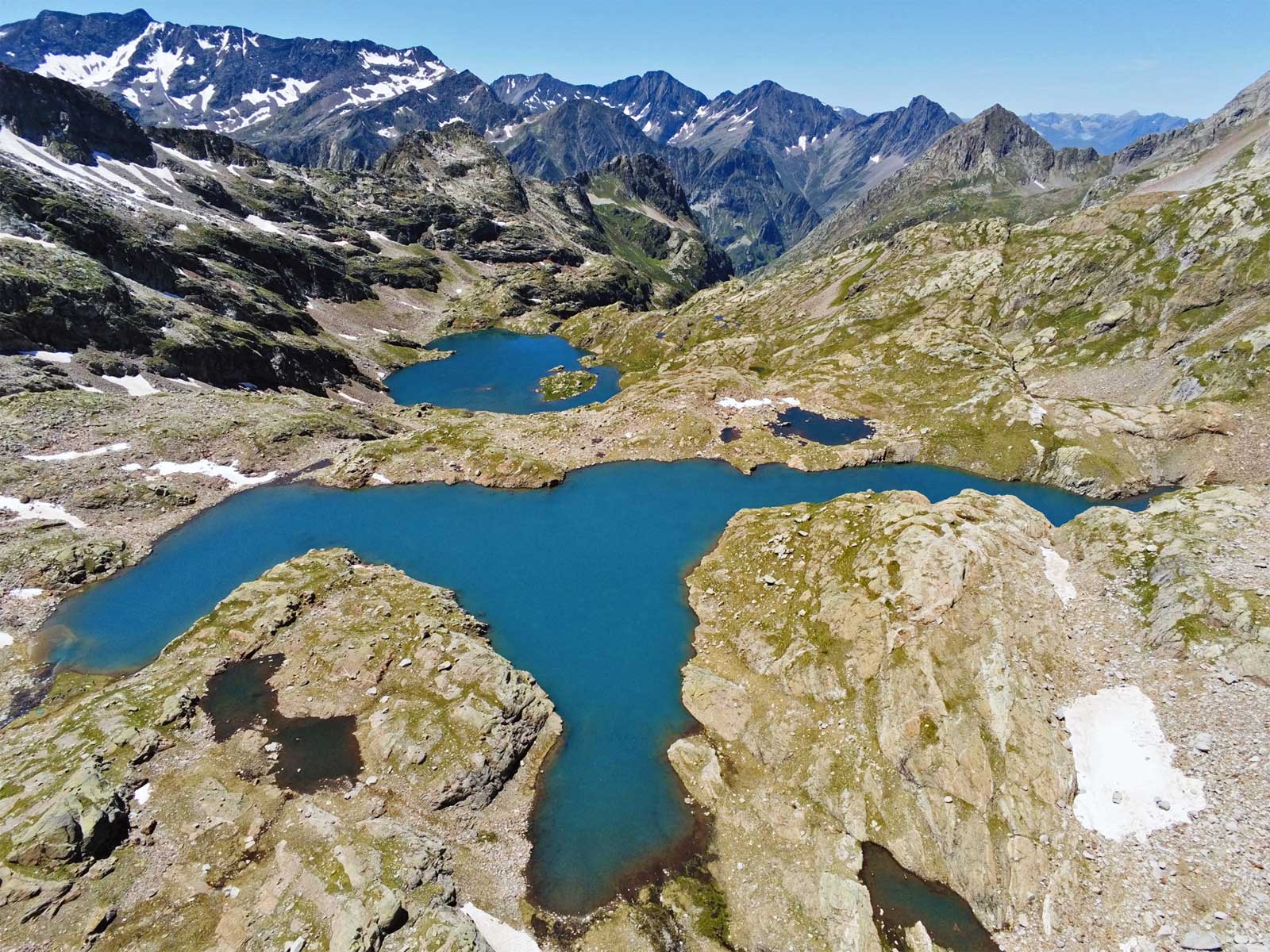 Lac du Milieu des Gourgs Blancs - @ Florent Pignero Lac du Milieu des Gourgs Blancs