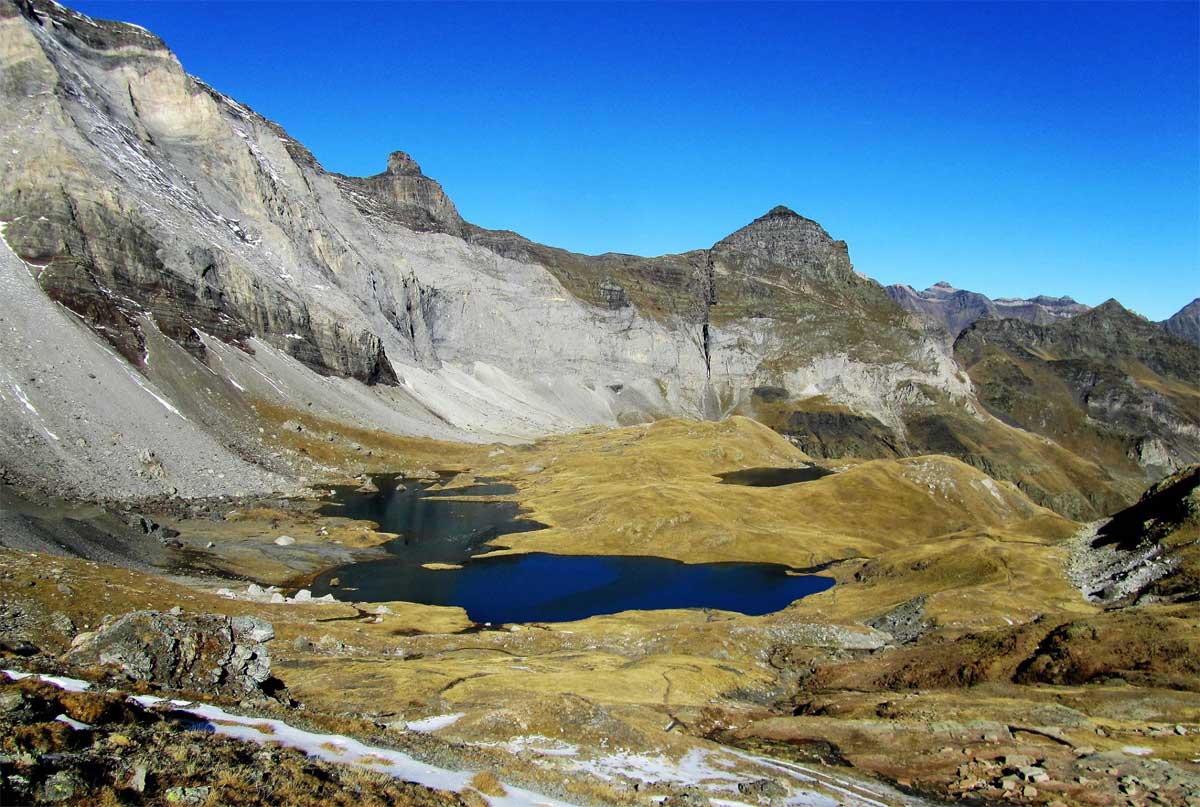 Lac de Barroude - @ Olivier Wirth lacs de barroude desde el Puerto de Barrosa 2534 m