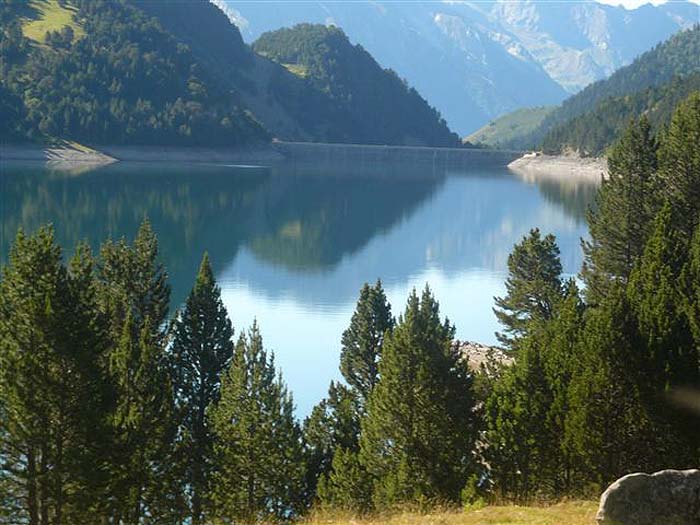 Lac de l'Oule - @ andre.ricard53 Lac de l'Oule