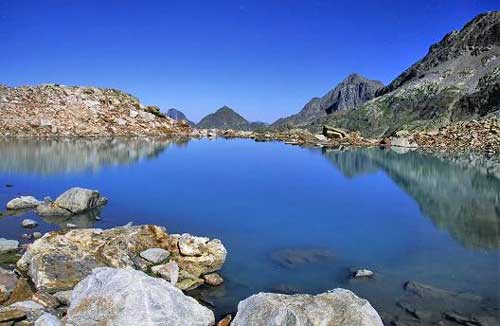 Lac du Milieu des Gourgs Blancs - @ Tihi29 Lac du Milieu des Gourgs Blancs