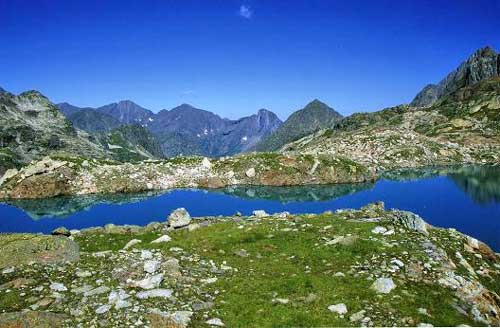 Lac du Milieu des Gourgs Blancs - @ Tihi29 Lac du Milieu des Gourgs Blancs