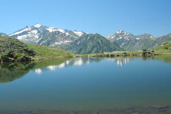 Lac de Lahude - @ Gérard Jouvin Lac de Lahude