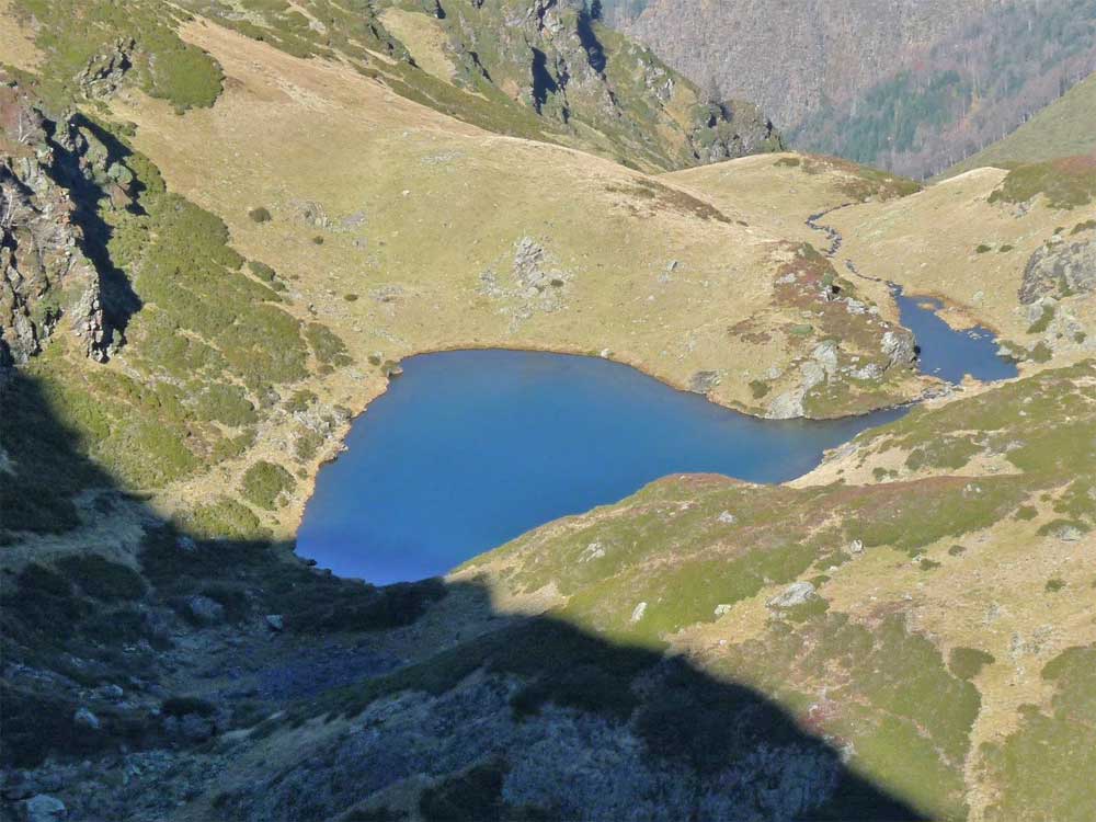 Lac d'Ousse - @ Matthieu Lusinchi Lac d'Ousse au pied du Montaigu