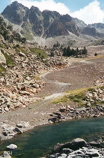 Lac de Porteilh - @ Gérard Jouvin Pic des 4 termes depuis la