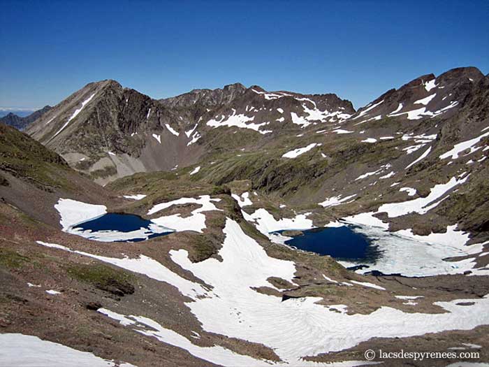 Petit lac du col des Gentianes - @ Iñès COMPAN Le petit lac du Col et le lac Glacé