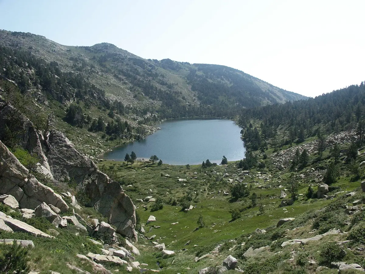 Vue de l'Etang de Nohèdes, Pyrénées Orientales