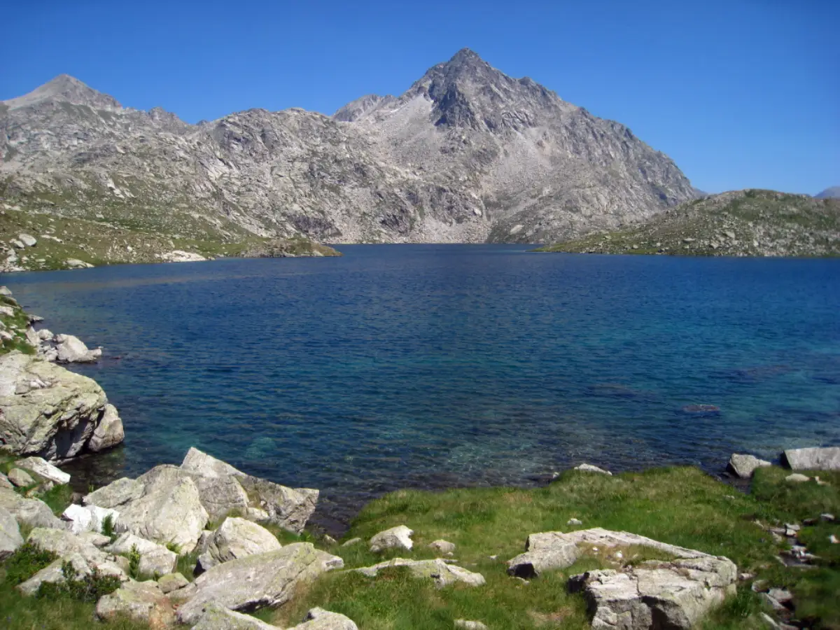 Vista del Estany de Cubieso, Pirineo Catalán