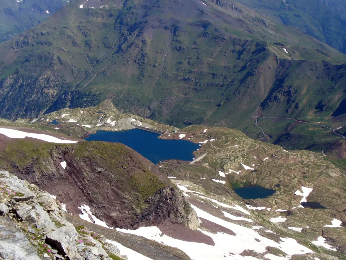 Vista del ibón de Urdiceto, Pirineo Aragonés