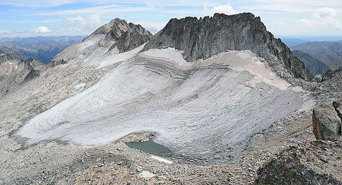 Vista del ibón del Collado Maldito, Pirineo Aragonés