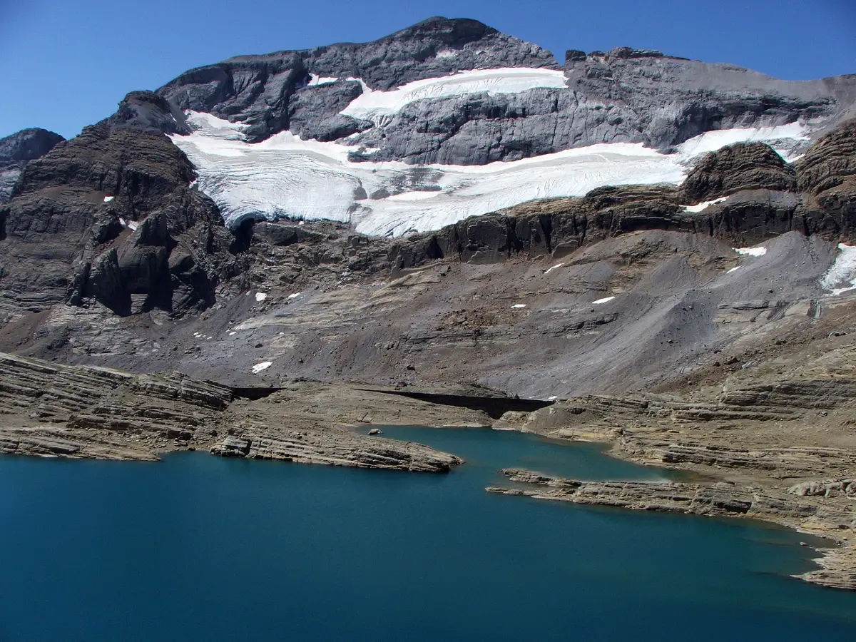 Vista del ibón de Marboré, Pirineo Aragonés