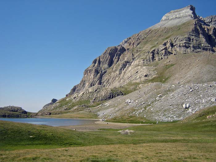 Ibón de Bucuesa