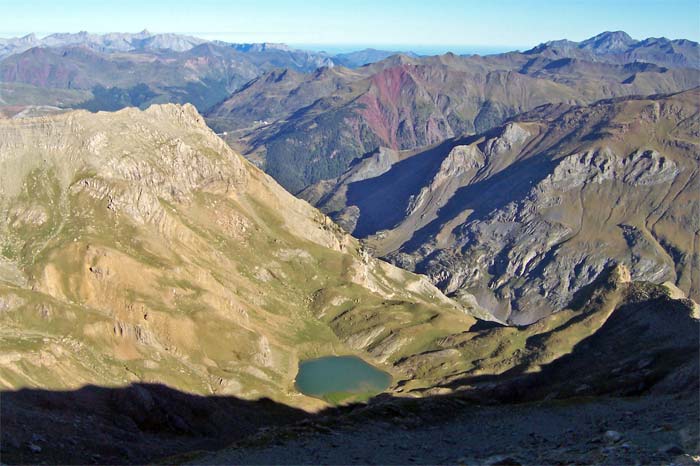 Ibón de Iserias ou Ibón de Samán