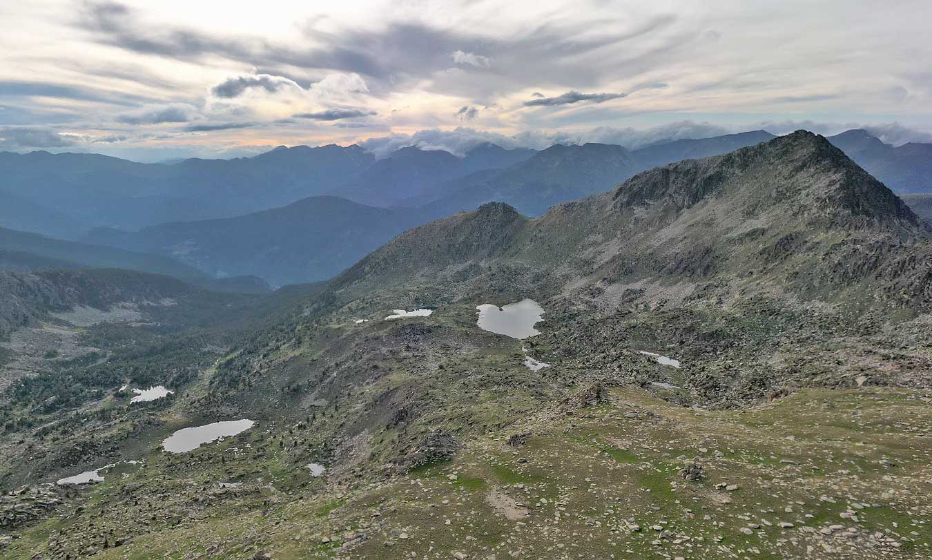 Estanys de Griu - @ jan_views Estanys de Griu et Pic Alt del Cubil 2838 m