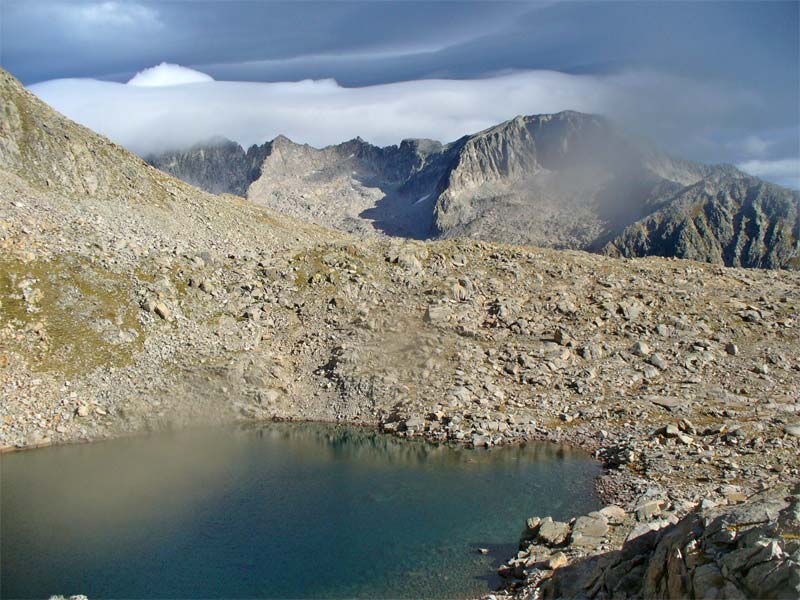 Ibón Chelat de Coma Arnau