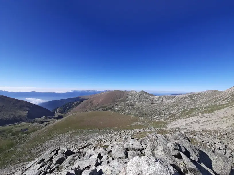 L'estany de Guils en voie de comblement dans le cirque des Engorgs 