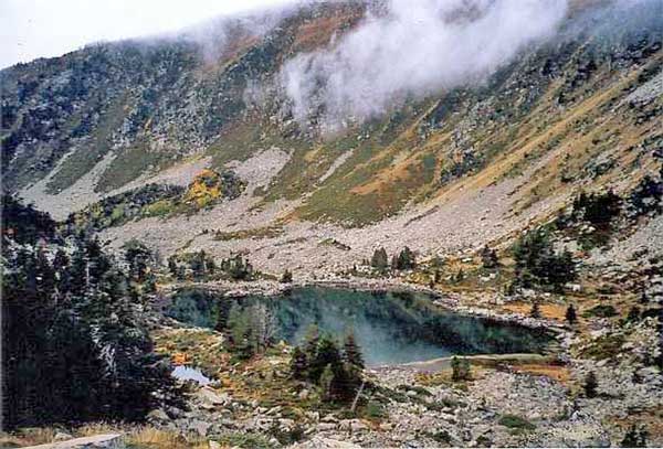 Estany Mitjà d'Airoto