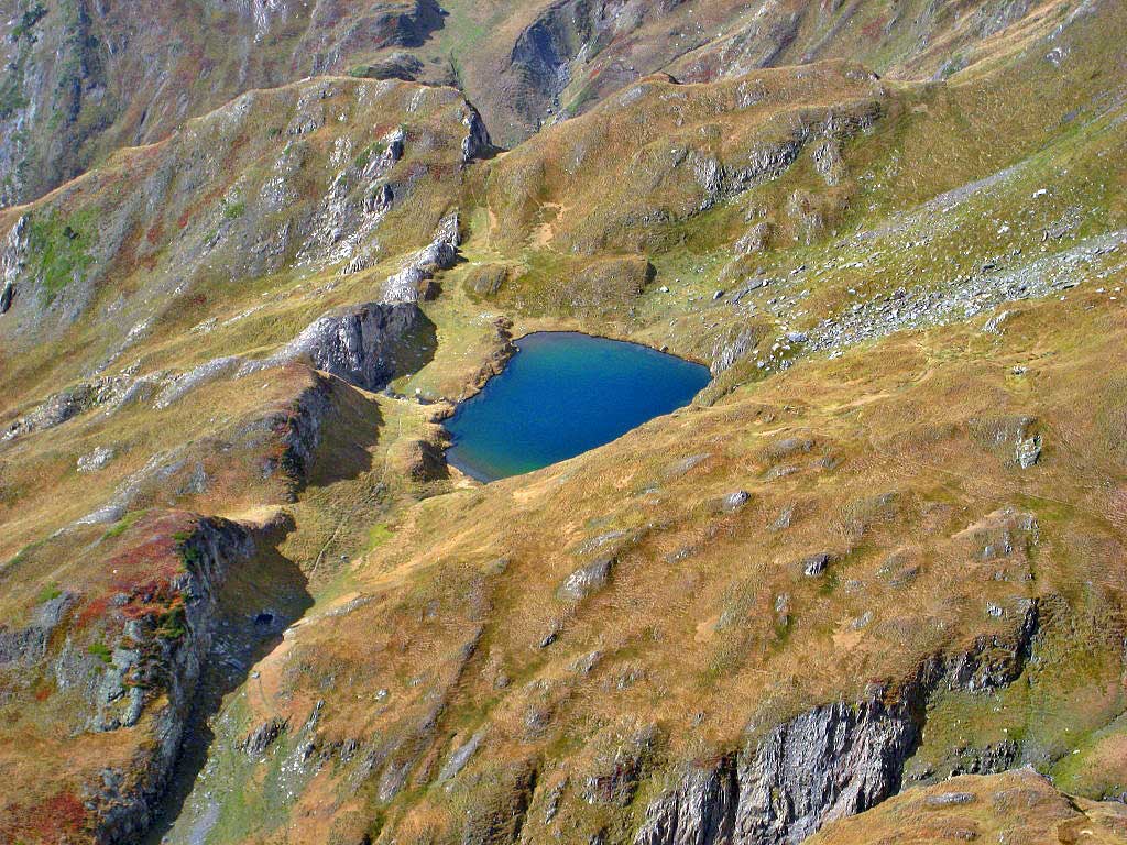 Estanyet de Clavera - @ Christophe Reinard Estanyet de Clavera (2230m) situé entre les ports...