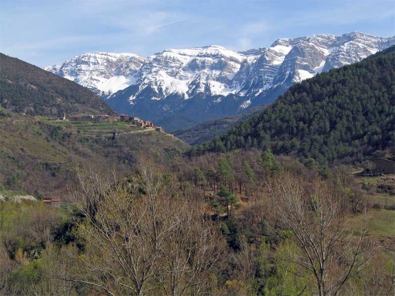 Valle del rio Segre y Serra del Cadí